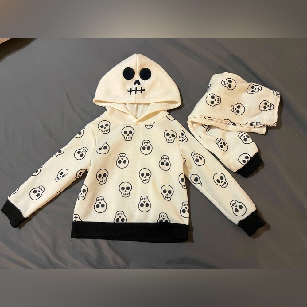 2T Skull Skeleton sweatsuit set kids toddler black and white - Picture 1 of 5